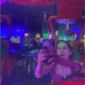 Meet your Posher, Steffanie